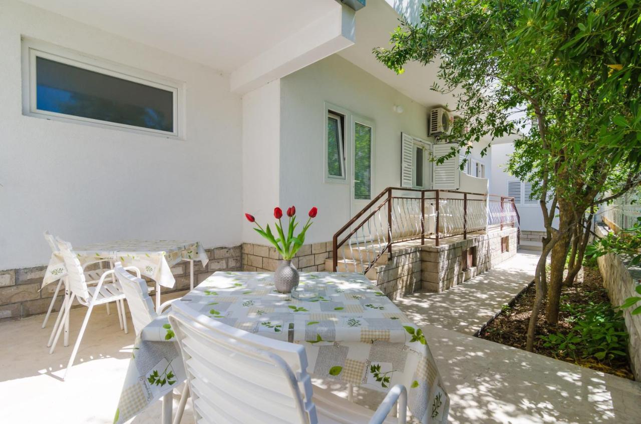 Rooms & Apartments Barisic Mlini Exterior foto