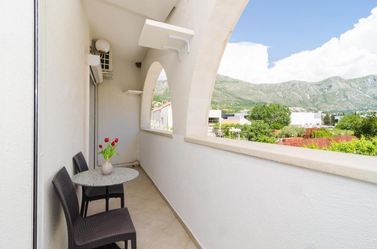 Rooms & Apartments Barisic Mlini Exterior foto