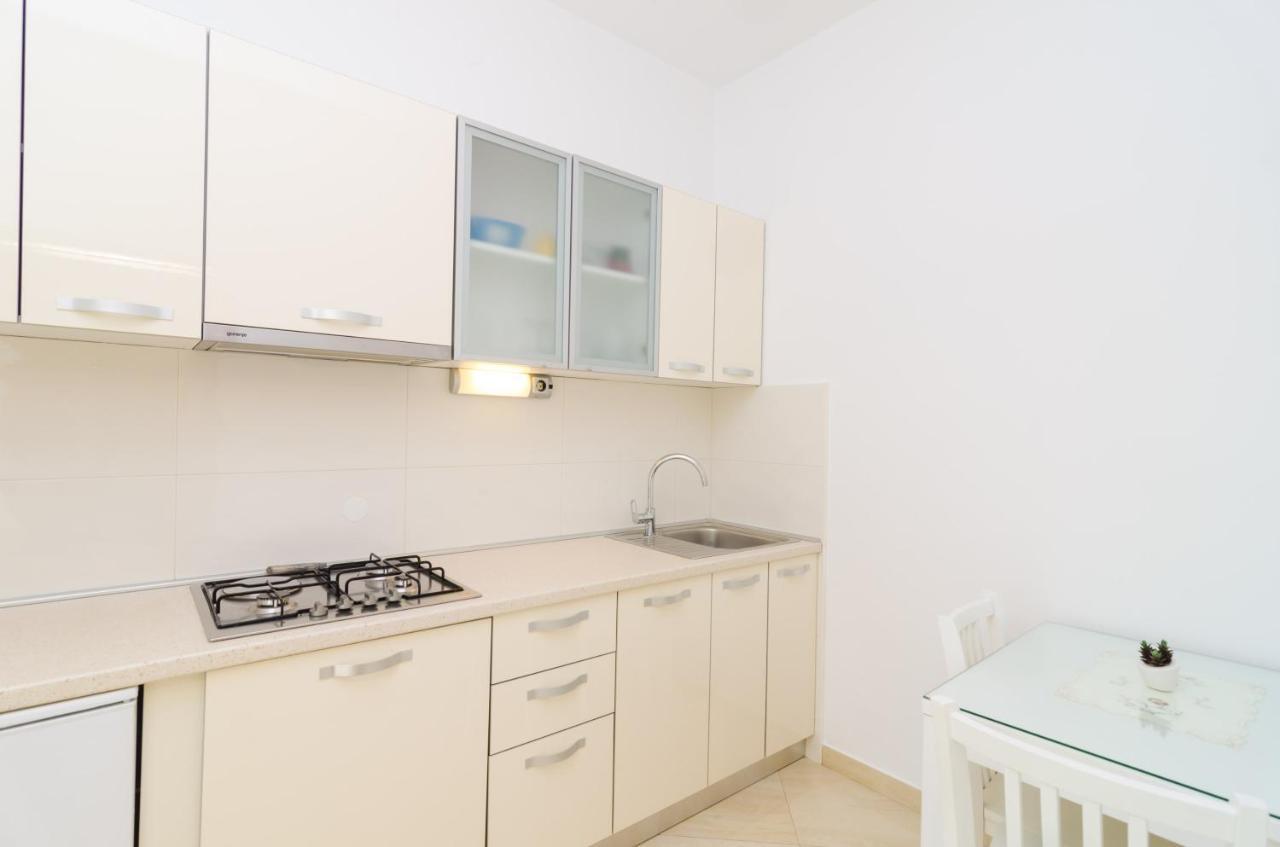 Rooms & Apartments Barisic Mlini Exterior foto