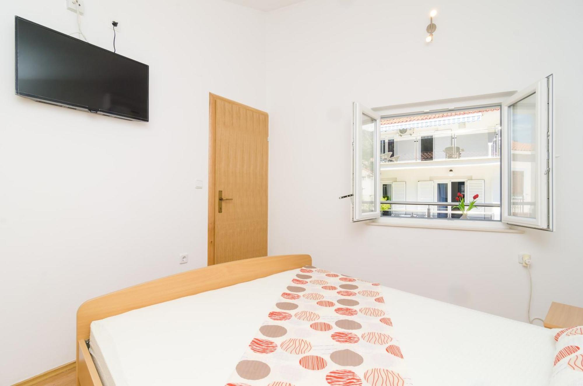 Rooms & Apartments Barisic Mlini Habitación foto